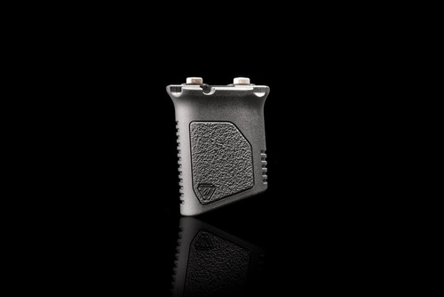 Strike Industries - Chwyt M-LOK Angled Vertical Grip - Short - FDE - SI-AR-CMAG-S