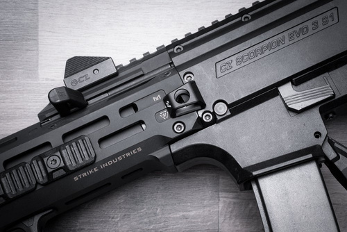 Strike Industries - Montaż zawieszenia Flat Quick Detach do Scorpion EVO 3 - Czarny - SI-CEVO-FQD
