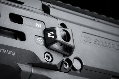 Strike Industries - Flat Quick Detach for Scorpion EVO 3 - Black - SI-CEVO-FQD