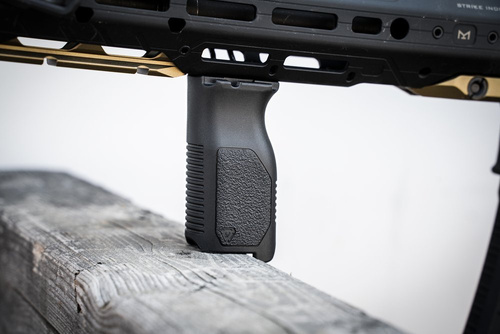Strike Industries - M-LOK Angled Vertical Grip - Long - Black - SI-AR-CMAG-L
