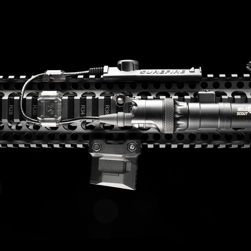 Strike Industries - Chwyt przedni Strike Stacked Angled CMS - Picatinny - Czarny - SI-AR-CMS-PSAF-BK