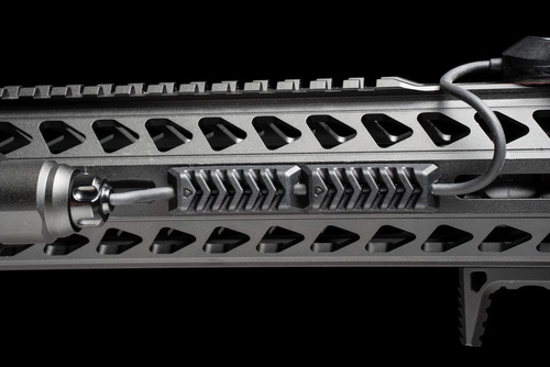 Strike Industries - Ochronne zaślepki SIEGEN Rail Covers do otworów M-LOK - 5 szt. - Czarne - SI-SIEGEN-COVER-BK